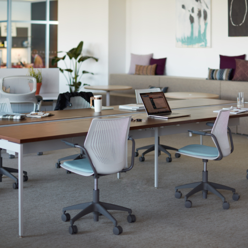MultiGeneration by Knoll Light Task - 7