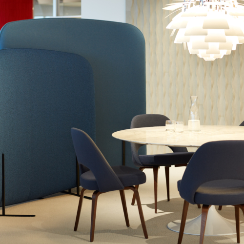 Saarinen Table - 0