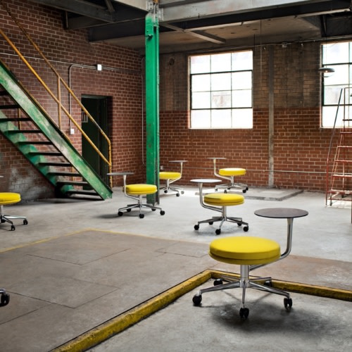 Juxta Stool - 0