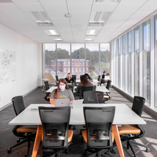 Altus Task Chair - 4