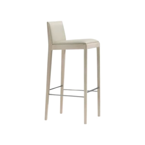 Carlotta Stool by Andreu World