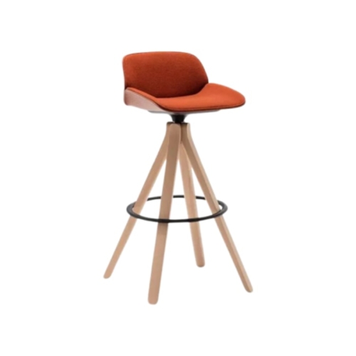 Nuez Stool by Andreu World