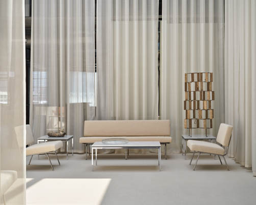 Florence Knoll Model 33 Sofa - 0