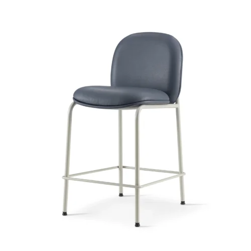 Meets Stool - 0