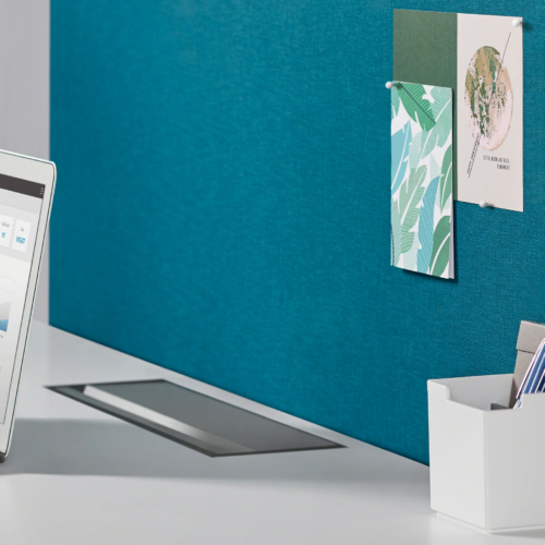 Universal Screens - 2