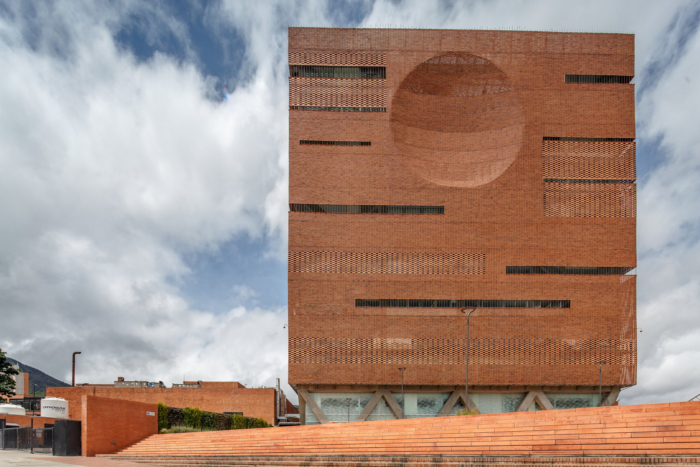 University Hospital of the Santa Fe de Bogotá Medical Foundation - 0