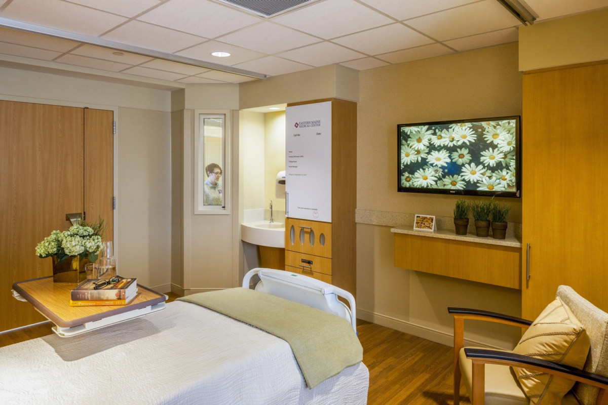 Eastern Maine Medical Center Healthcare Snapshots