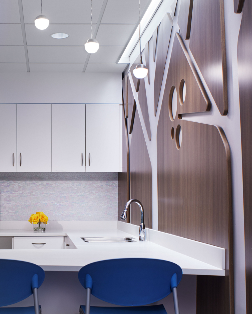 Children's Minnesota St. Paul Hospital NICU Healthcare Snapshots