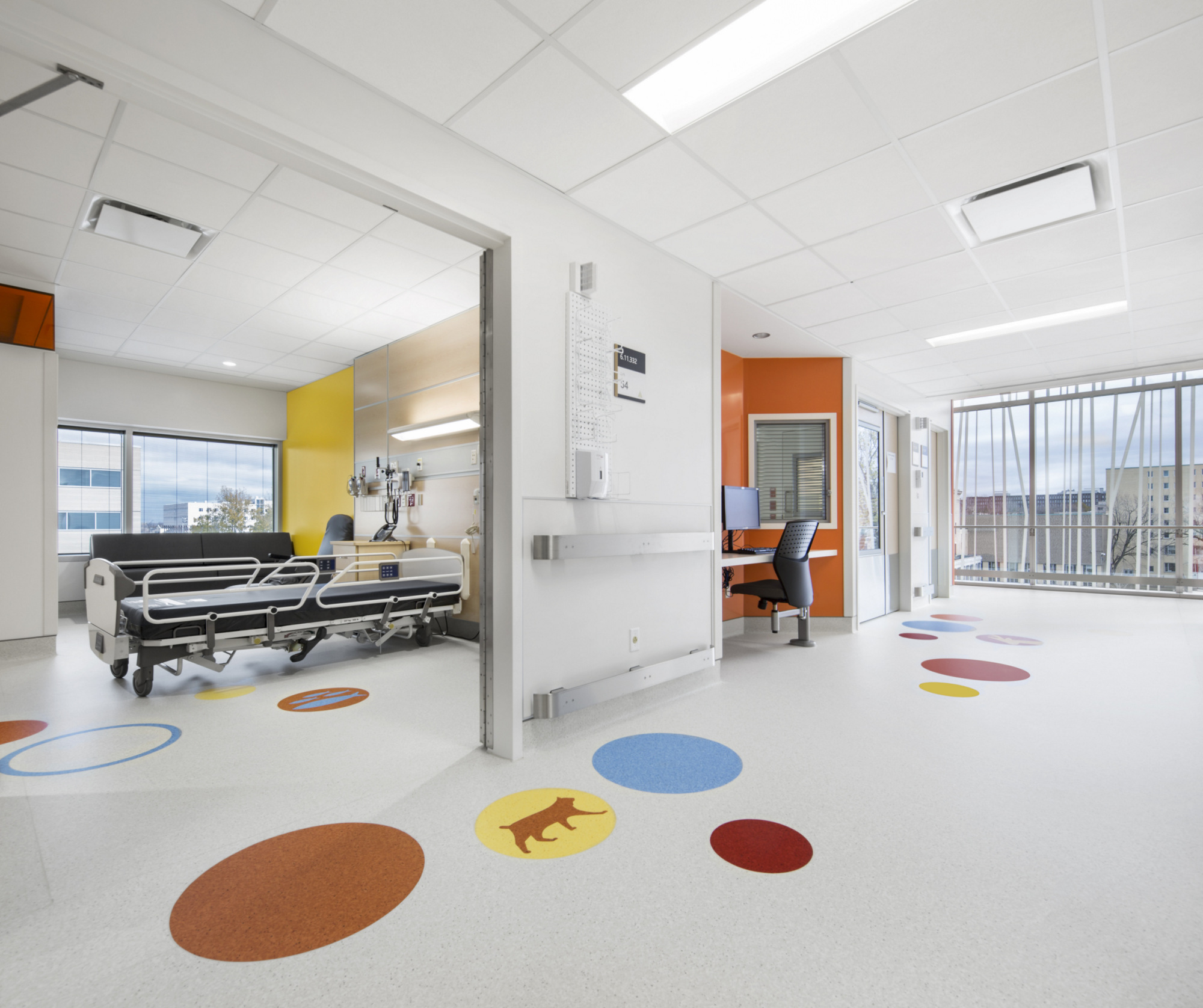 Centre hospitalier universitaire SainteJustine Healthcare Snapshots