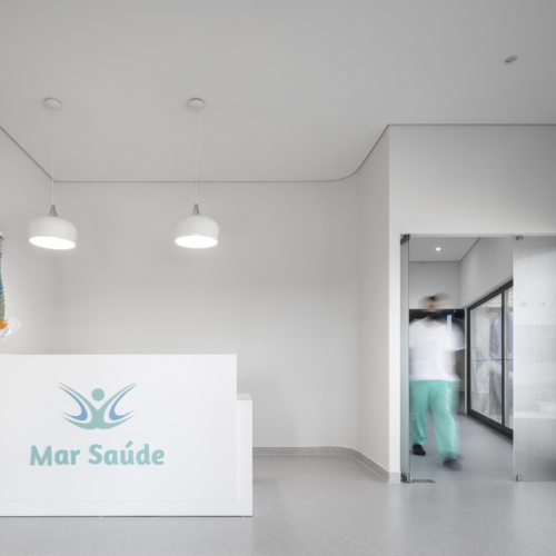 recent Physiotherapy Clinic Mar Saúde healthcare design projects