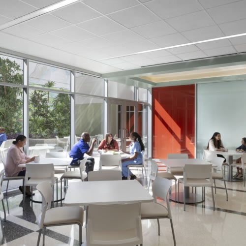 Henry Mayo Newhall Hospital Patient Tower