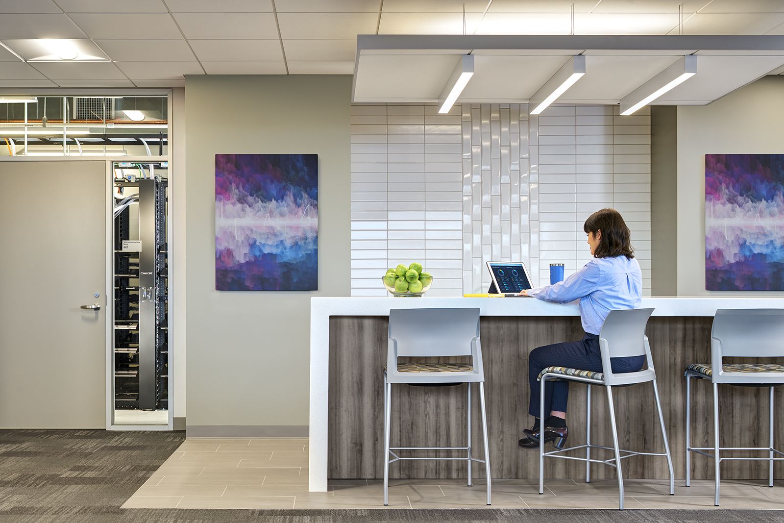 Advocate Aurora Health Central Telemetry Center Healthcare Snapshots