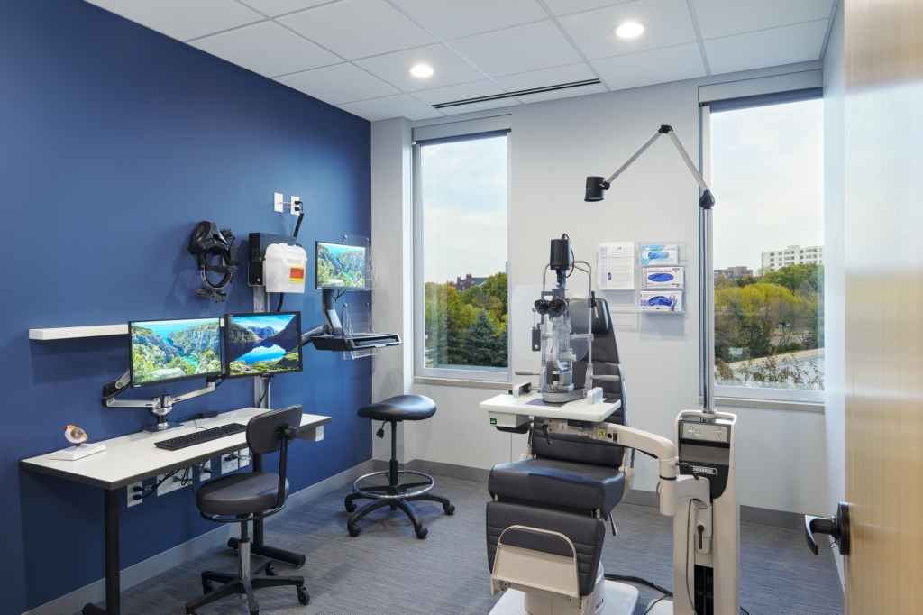 VitreoRetinal Surgery Edina Clinic Healthcare Snapshots
