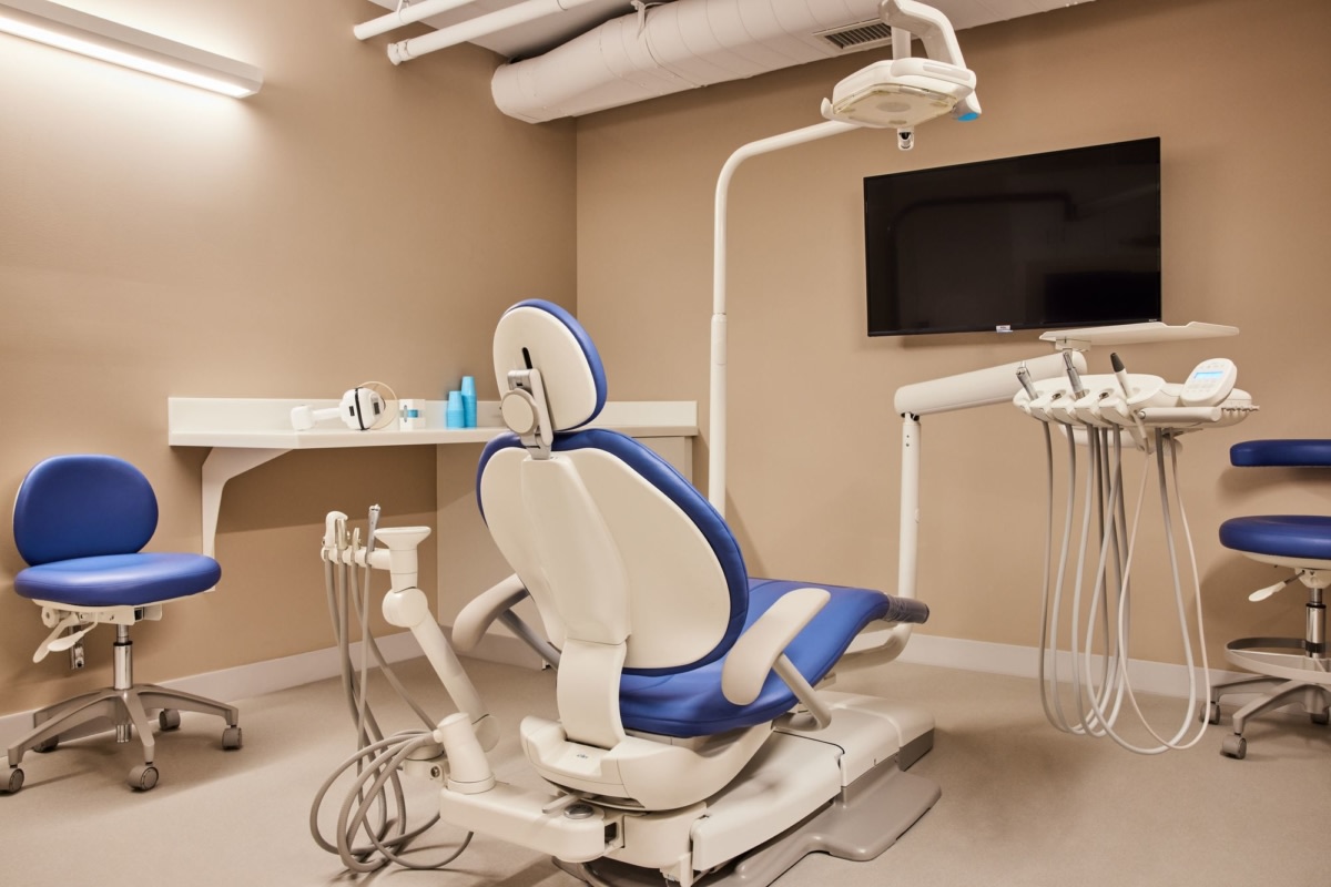 HealthQuarters Healthcare Snapshots