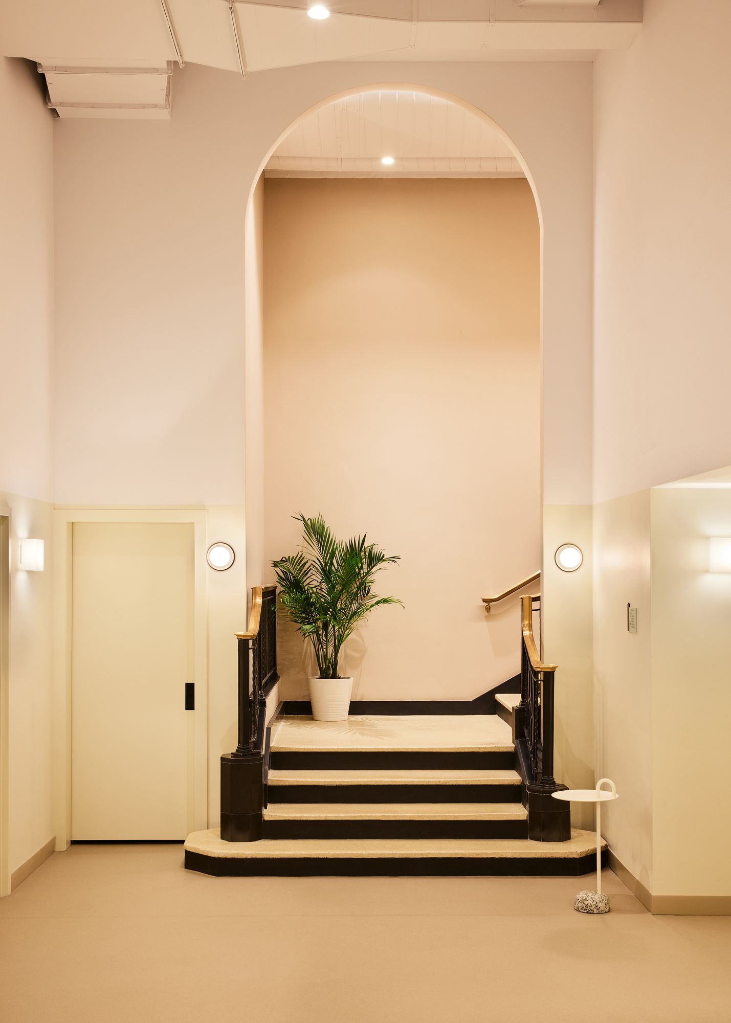 HealthQuarters Healthcare Snapshots