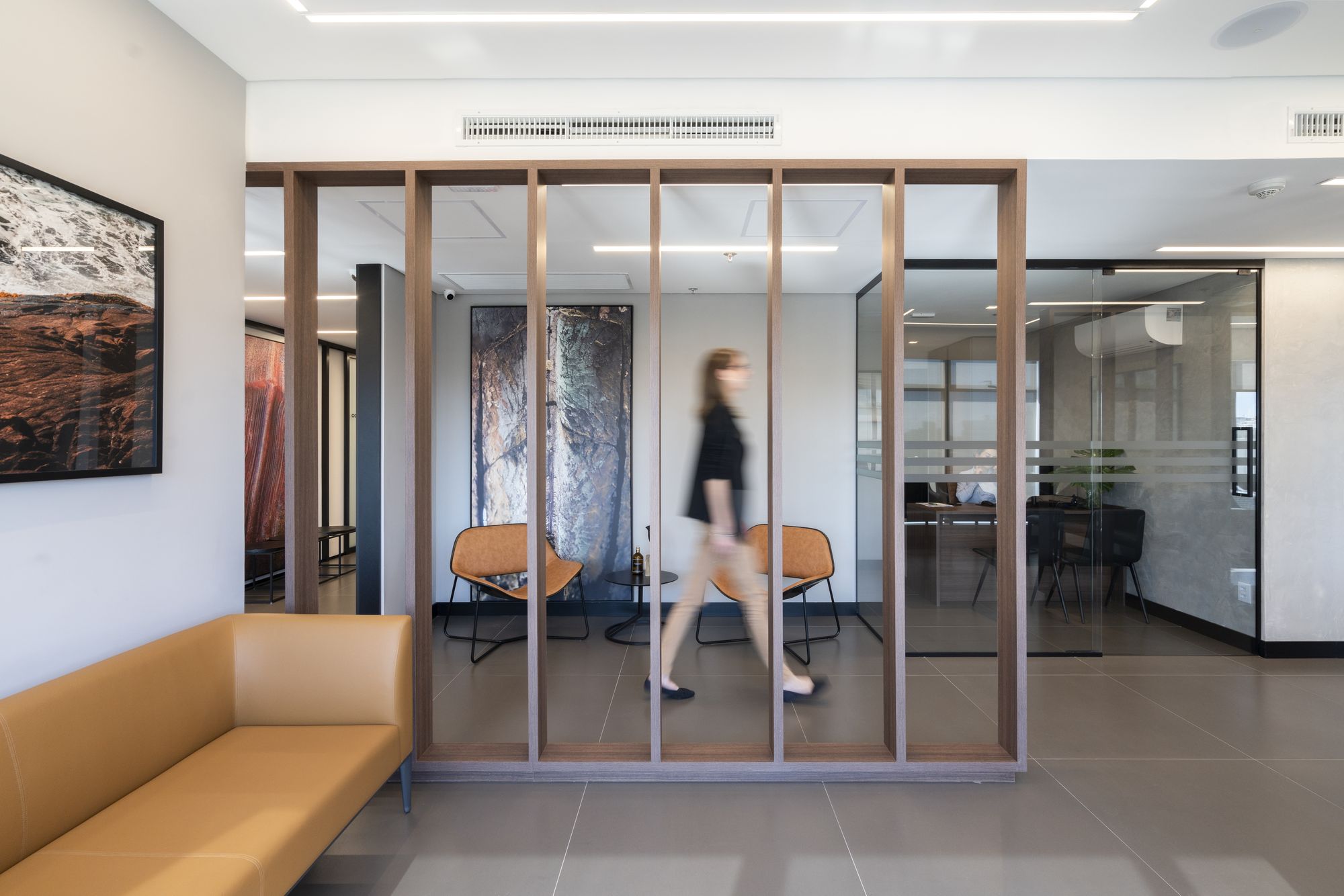 Retina Center Ophthalmology Clinic Healthcare Snapshots