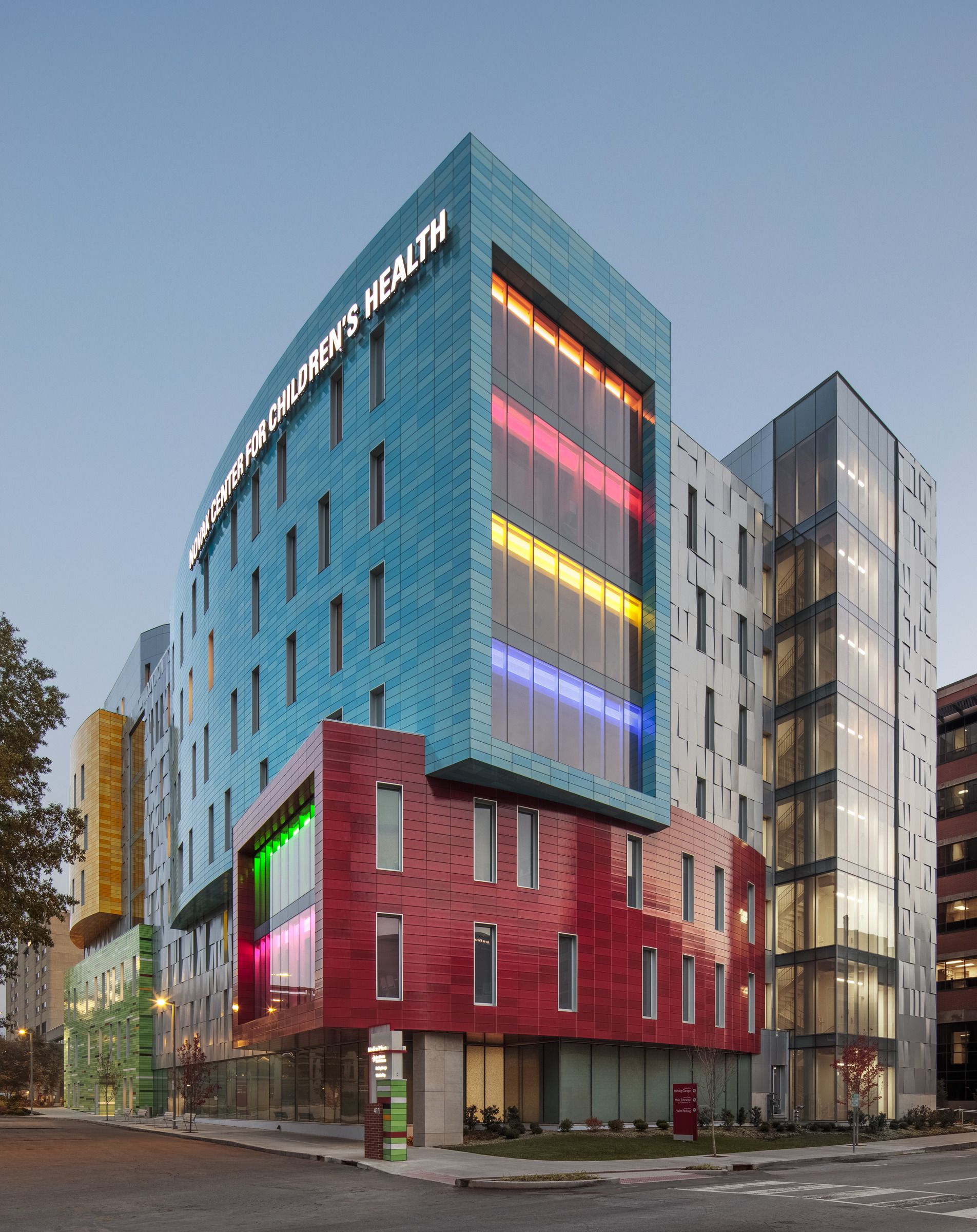 University of Louisville - Pediatric Medical Office Building, Novak ...