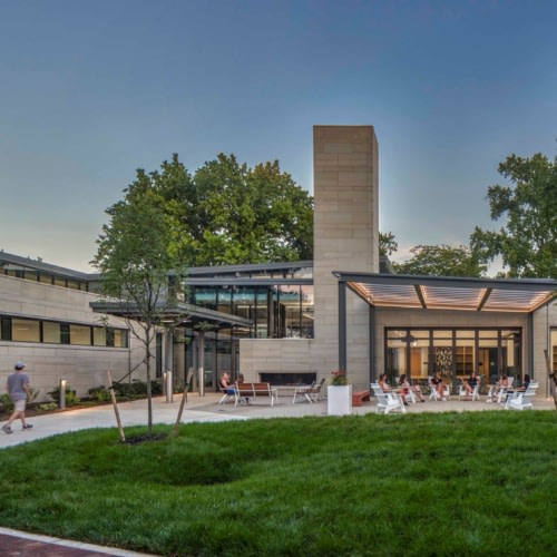 recent Justin Maconochie healthcare photography projects