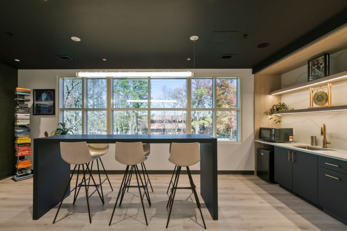 Glazier Implants & Periodontics - 0