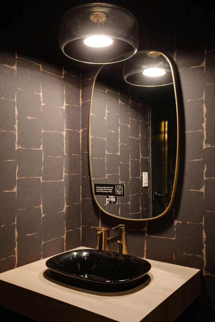 Glazier Implants & Periodontics - 0