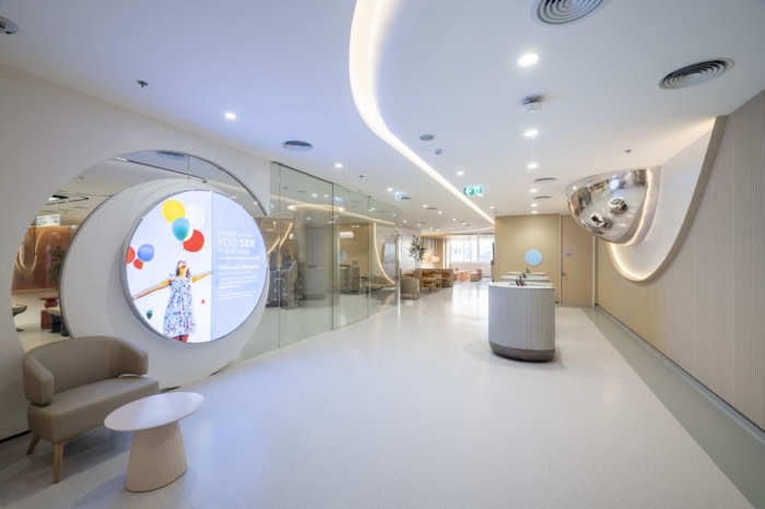 Bangkok Hospital - Eye and Lasik Center - 0